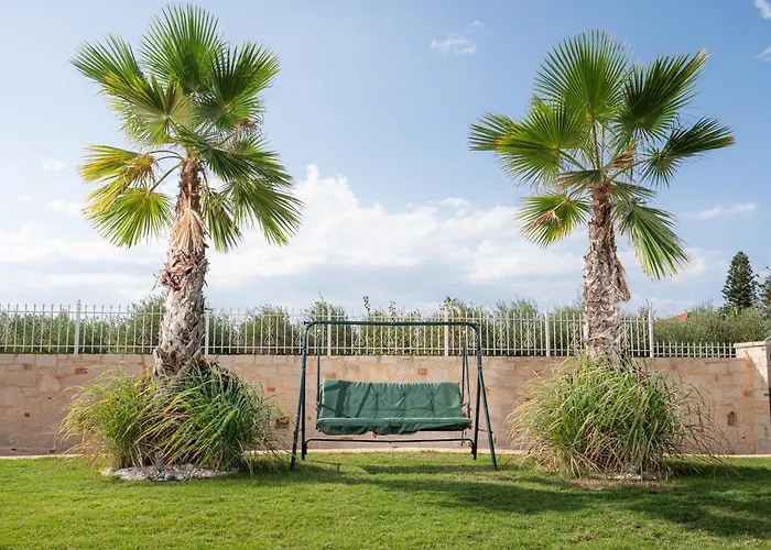 Sophia-villa Elpis Villa