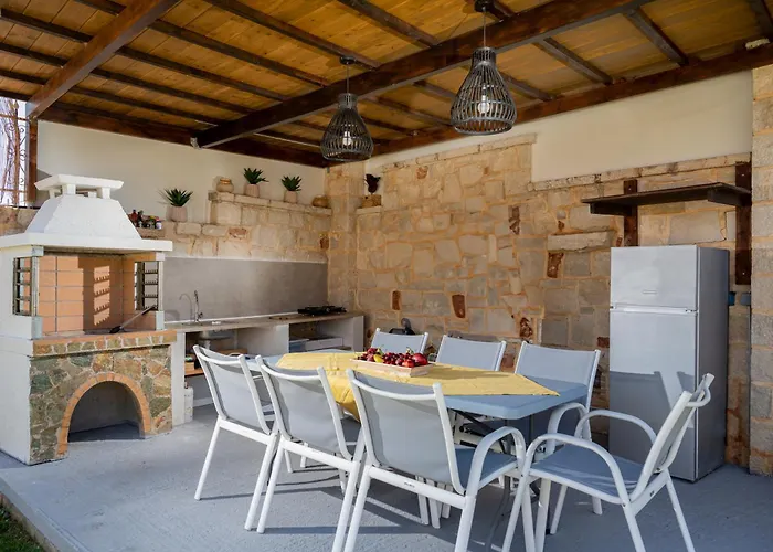 Вилла Sophia-villa Elpis